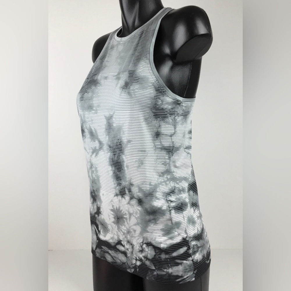 Lululemon x Peloton Swiftly TechTank 2.0 *Wash Size 8 Shibori Stripe Grey